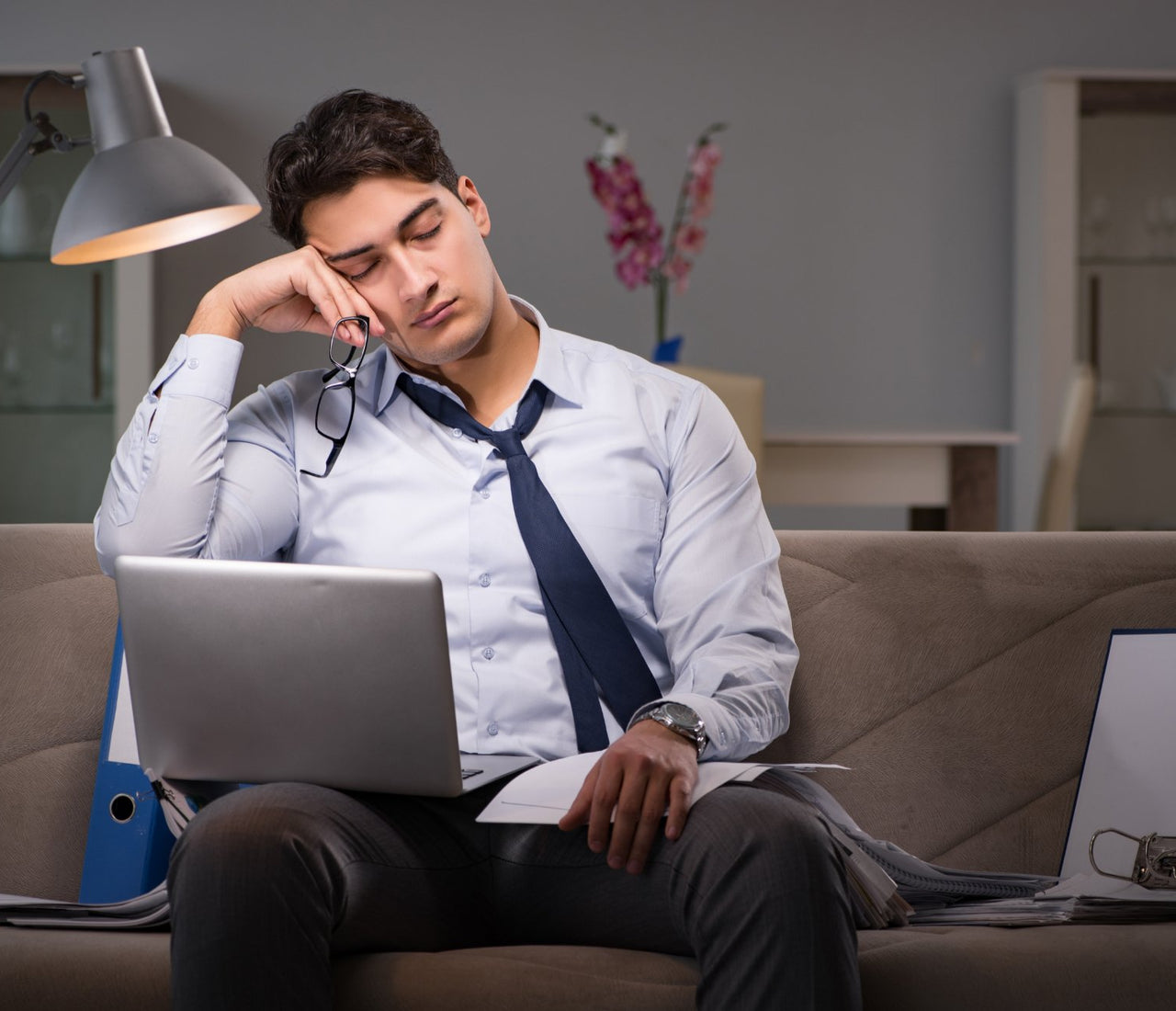 Navigating the Night Shift: Strategies for Managing Sleep When Working – CPAPnation